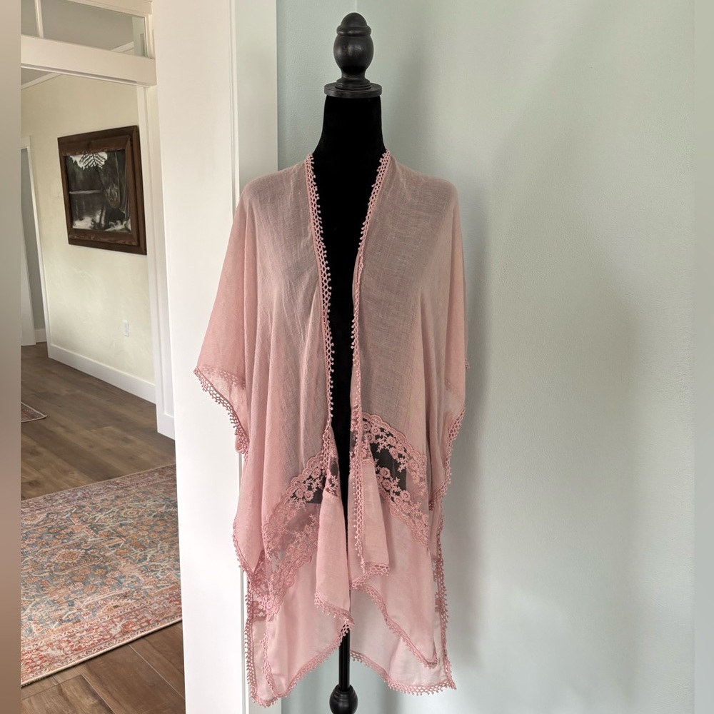 Francesca’s pink lace sheer gauze kimono one size - Picture 1 of 7